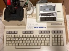 COMMODORE C128 COMPUTER USATO