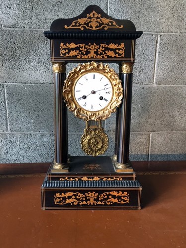 Antico elegante orologio a - ed,