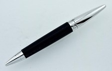 PENNA A SFERA JORG HYSEK NERA