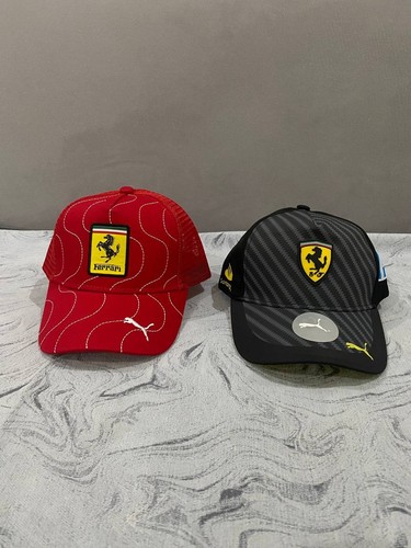 Lotto cappelli ferrari f1 - ferrari,