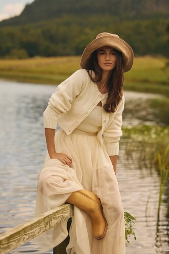 Nwt reformation prisca cream - reformation,