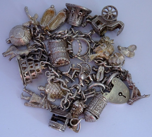 Bracciale charm vintage