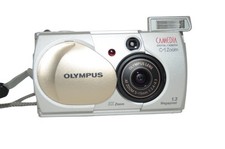 Olympus Camedia C-1 Zoom fotocamera digitale compatta usata ottime condizioni