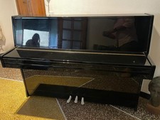 pianoforte verticale usato PETROF, tenuto perfettamente e usato molto pocp