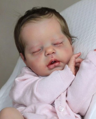 Bambola realistica neonato