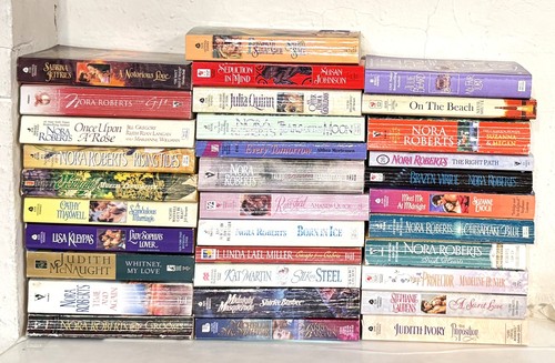 Lot romance paperback - lot, 32