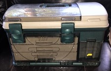 Plano 737-002 LG 3 Cassetti