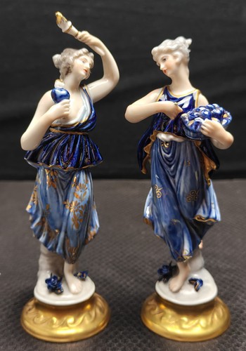 Antiche figure femminili in - femminili,