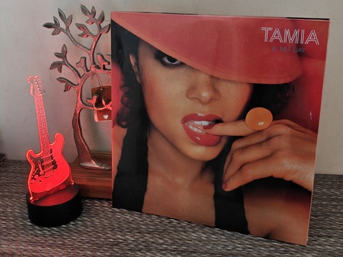 Tamia day secondtrack - a, nu