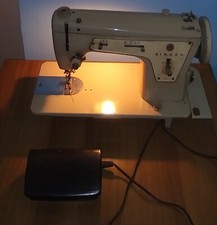 MACCHINA PER CUCIRE SINGER 237 CON PEDALE - MACCHINA DA RIVEDERE O PER RICAMBIO
