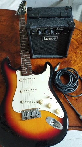 Chitarra elettrica e - ,