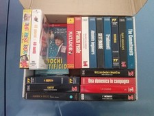 LOTTO DI 19 FILM IN VHS VIDEOCASSETTA DI VARI GENERI