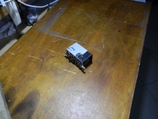 Ampli UHF DMR max 5 watt  con inp 200 mW 12 V bello funzionante uso digitale