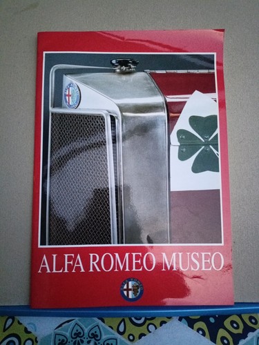 Alfa romeo museo brochure - museo,