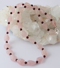 Quarzo Rosa E Granato Pietra