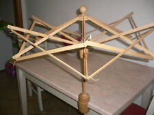 Arcolaio, attrezzo di legno per formare o dipanare una matassa di lana o cotone