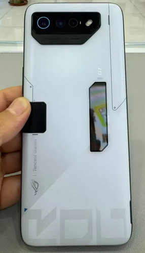 Asus rog phone ultimate - 7,