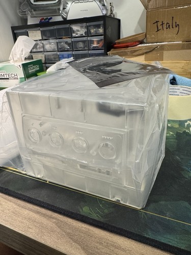 Nintendo game cube case - cube,