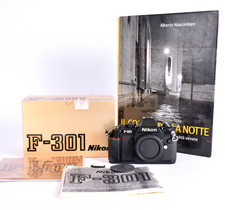 Nikon F301 corpo