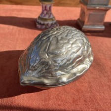 schiaccianoci vintage a forma