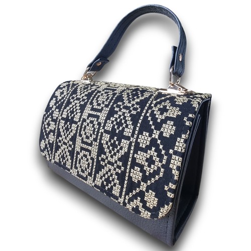 Borsa mano vintage ricamata - mano,