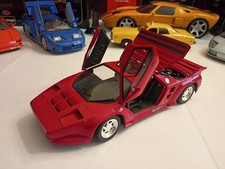 ULTRA RARA 1/18 1991 Vector W8