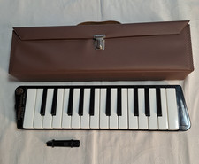 Hohner pianoforte 26 melodica