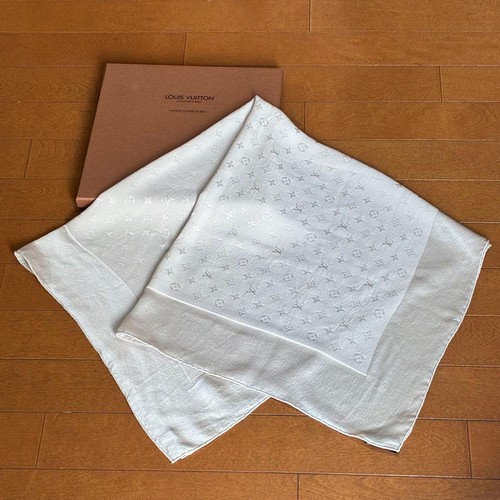 Sciarpa louis vuitton - vuitton, usata