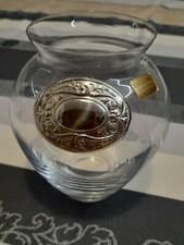 Vaso in cristallo e placca