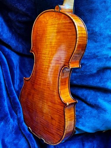 Fine antique italian - fine, violin
