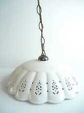 Lampadario sospensione Catena ottone o ferro in ceramica traforata bianca 40 cm