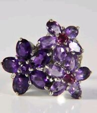 Anello in argento con fiori di pietre preziose