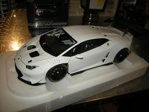 Autoart lamborghini - 1:18,