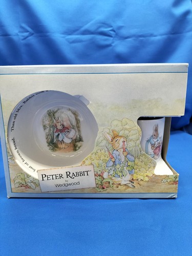 Tazza con piatto wedgwood dal - con,