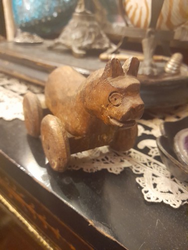 Giocattolo antico legno - , su