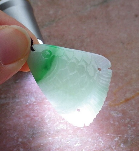Ciondolo pesce giadeite - , giada