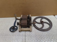 VINTAGE ANTICO MULINO SIDRO DI MELE IN GHISA TRITATUTTO VINO TRITATUTTO A MANOVELLA