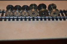 SERIE  DI  6  RUOTE  IN