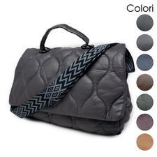 Borsa donna trapuntata a mano