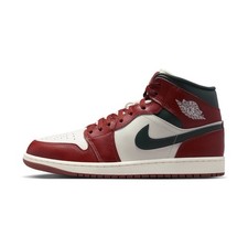 Nike Air Jordan 1 Mid scarpe