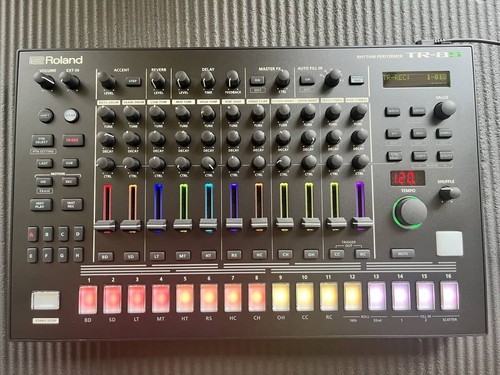 Drum machine roland - machine,