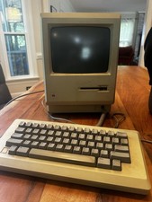 Monitor Apple Macintosh 512K