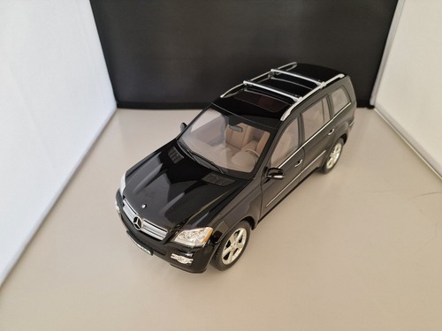 Minichamps mercedes gl - 1:18,