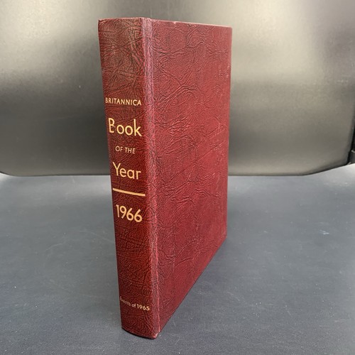 Vintage 1776 britannica book - vintage,
