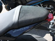 TRIUMPH STREET TRIPLE