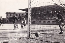 CALCIO - Siracusa vs Salernitana 2-2 Camporese segna 1a rete Fotocartolina 1950
