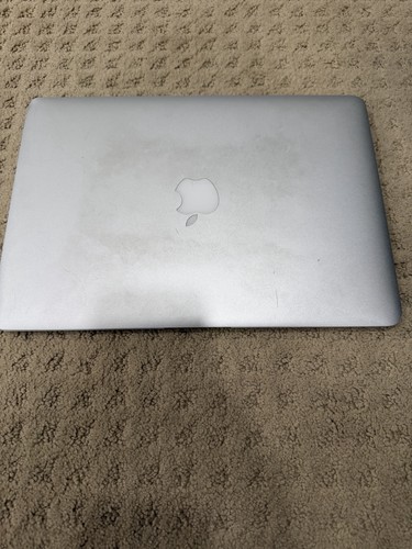 2011 apple macbook - macbook, 13"