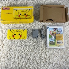 Nintendo 3DS XL Pikachu