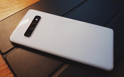 Smartphone samsung galaxy s10 - smartphone,