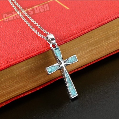 Collana con ciondolo croce